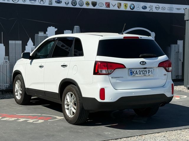 Kia Sorento - фото 5