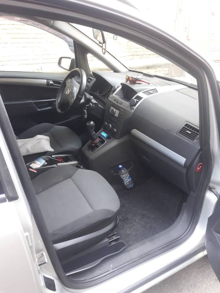 Opel Zafira - фото 8