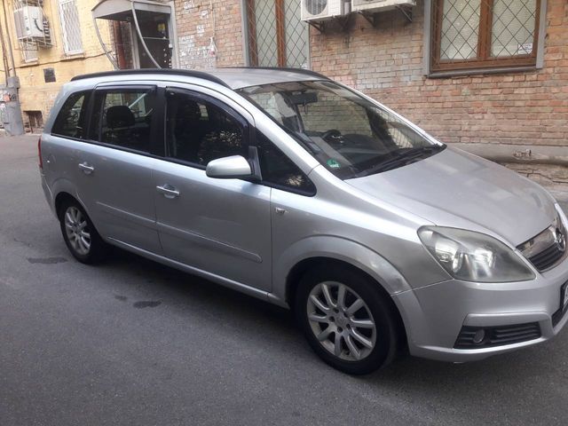 Opel Zafira - зображення 2