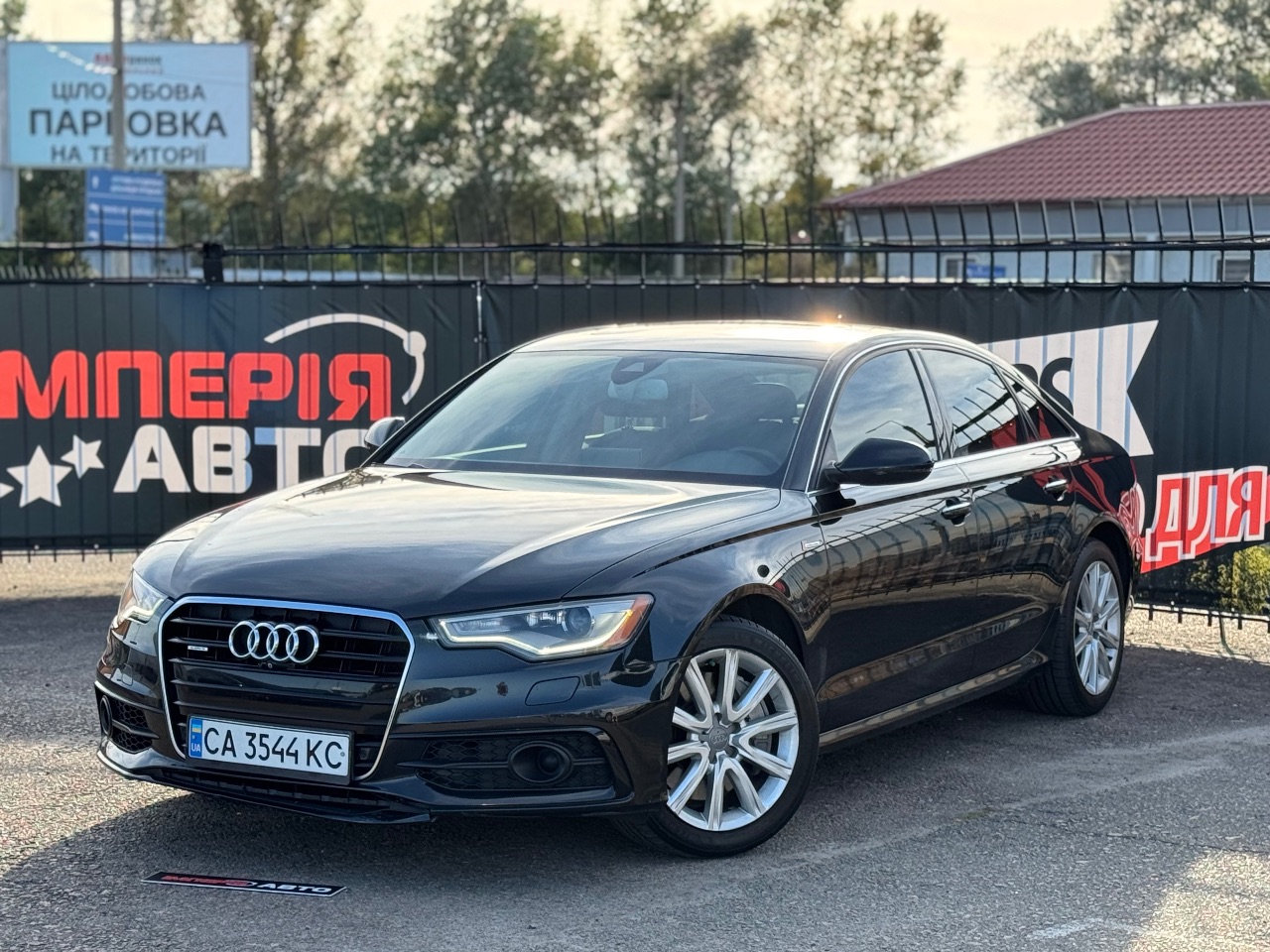 Audi A6 - фото 1