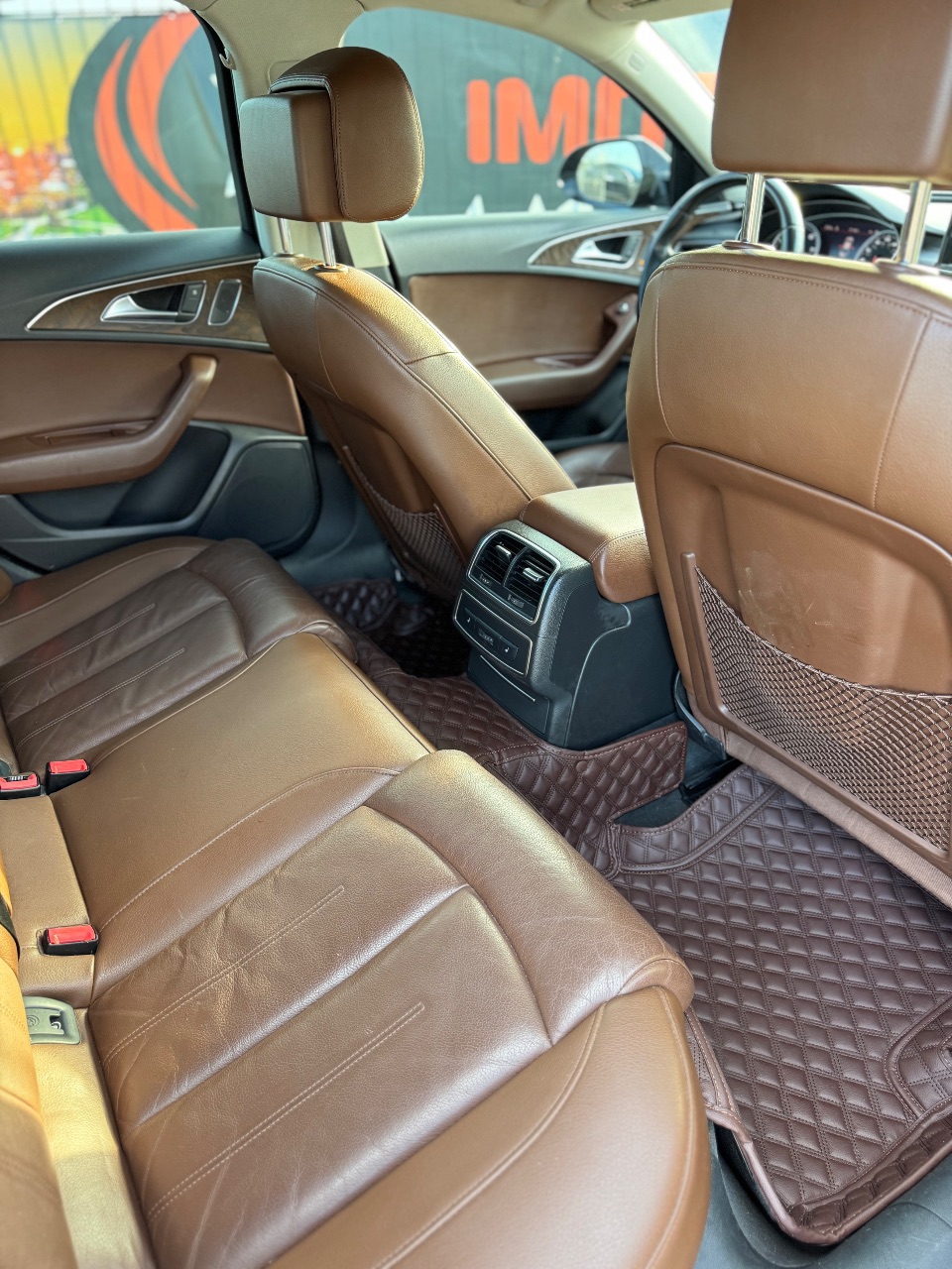 Audi A6 - фото 14