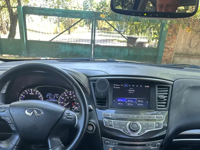 Infiniti QX60 - фото 5
