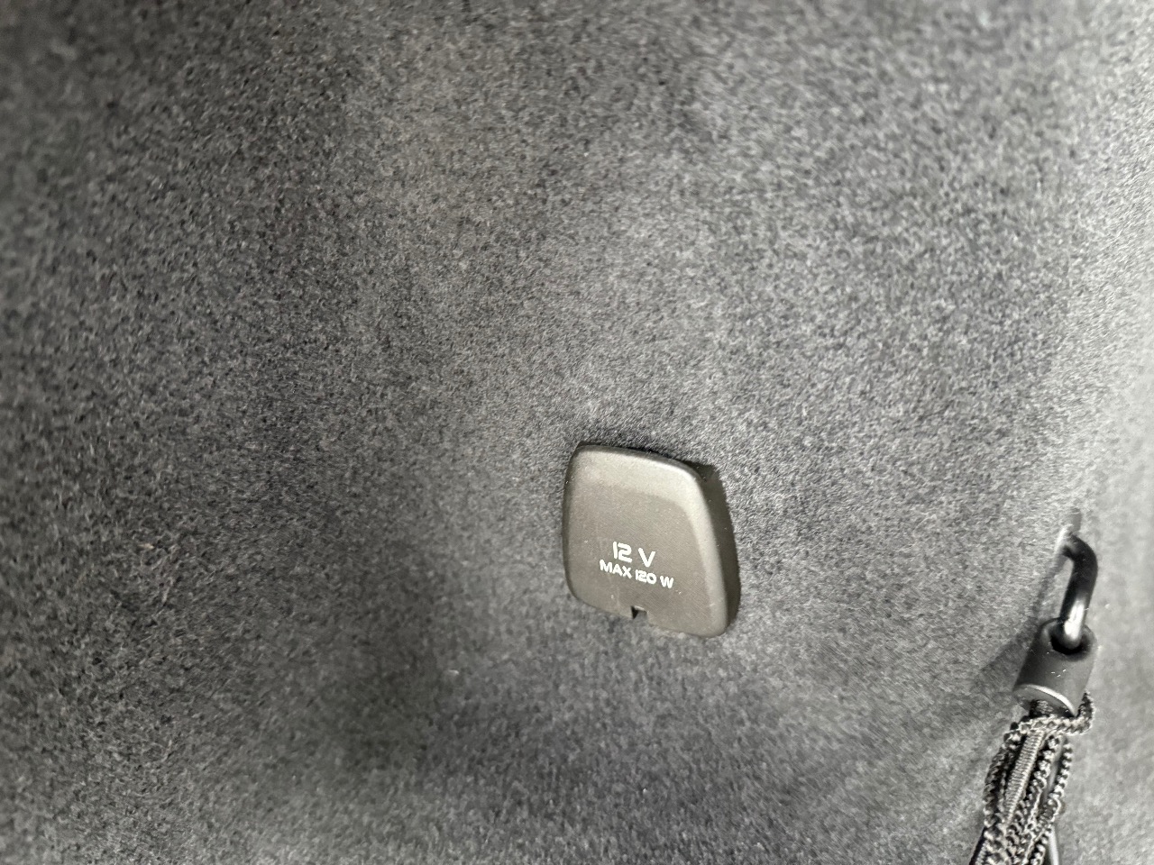 Volvo XC60 - фото 82