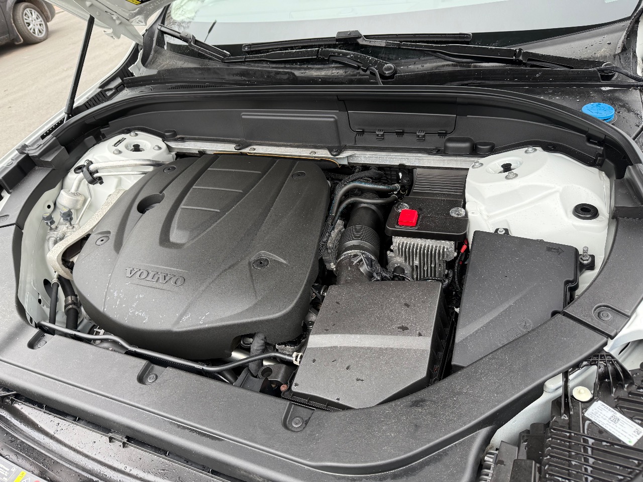 Volvo XC60 - фото 18