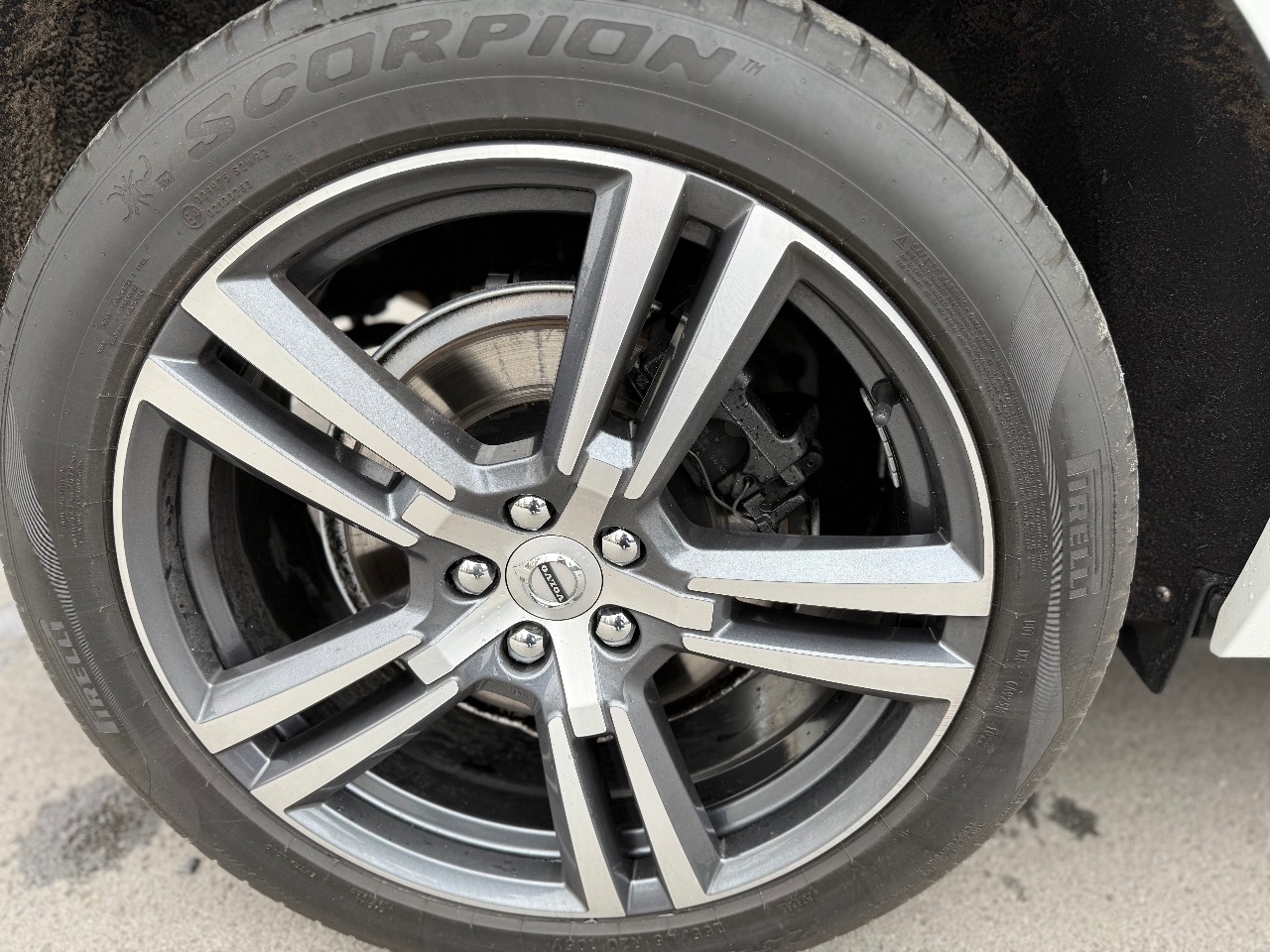 Volvo XC60 - фото 67