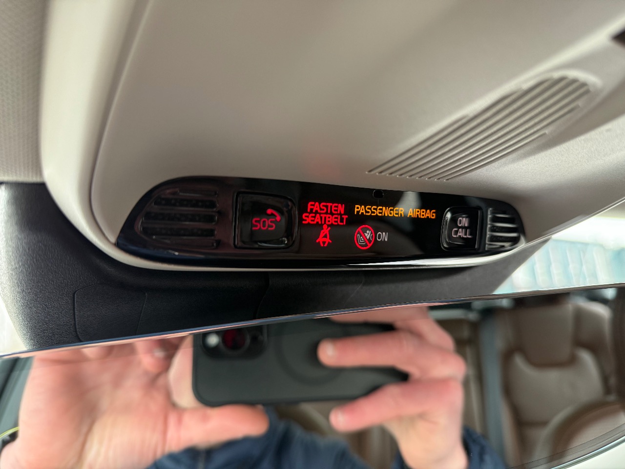 Volvo XC60 - фото 35