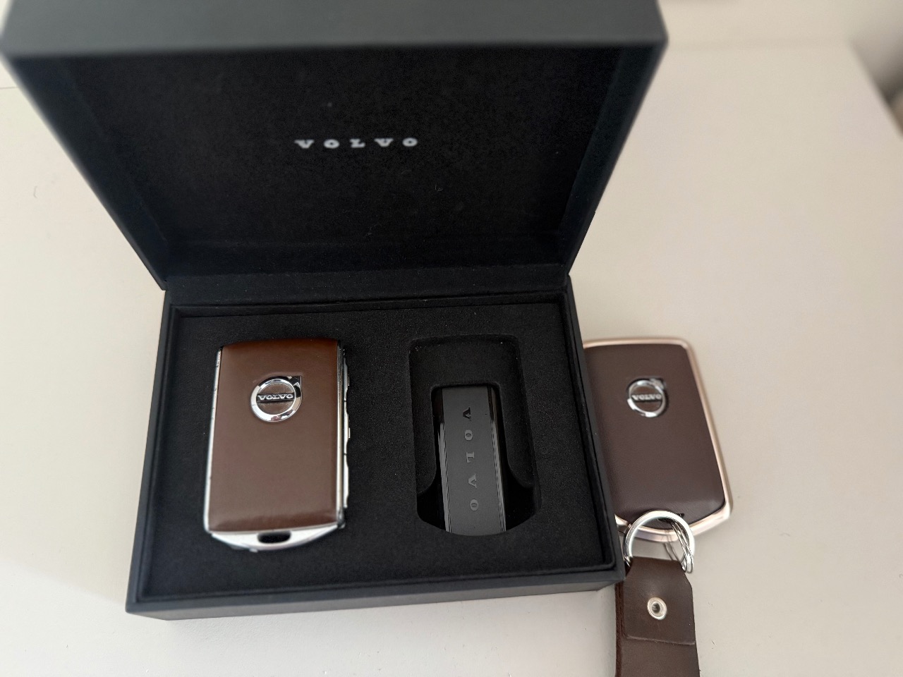 Volvo XC60 - фото 37