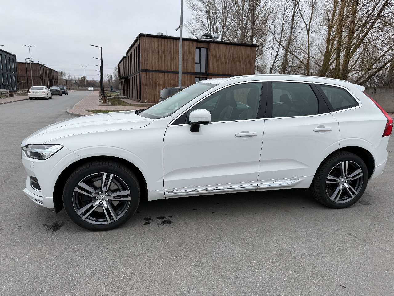Volvo XC60 - фото 43