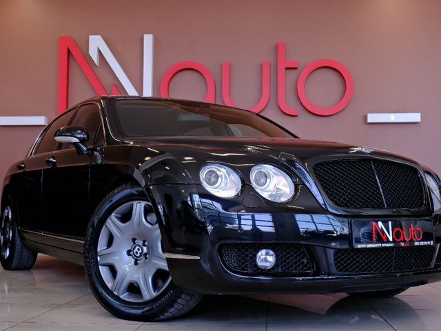 Bentley Continental Flying Spur - фото 4