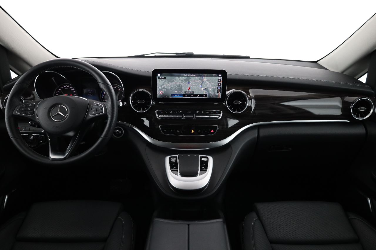 Mercedes-Benz EQV - фото 14