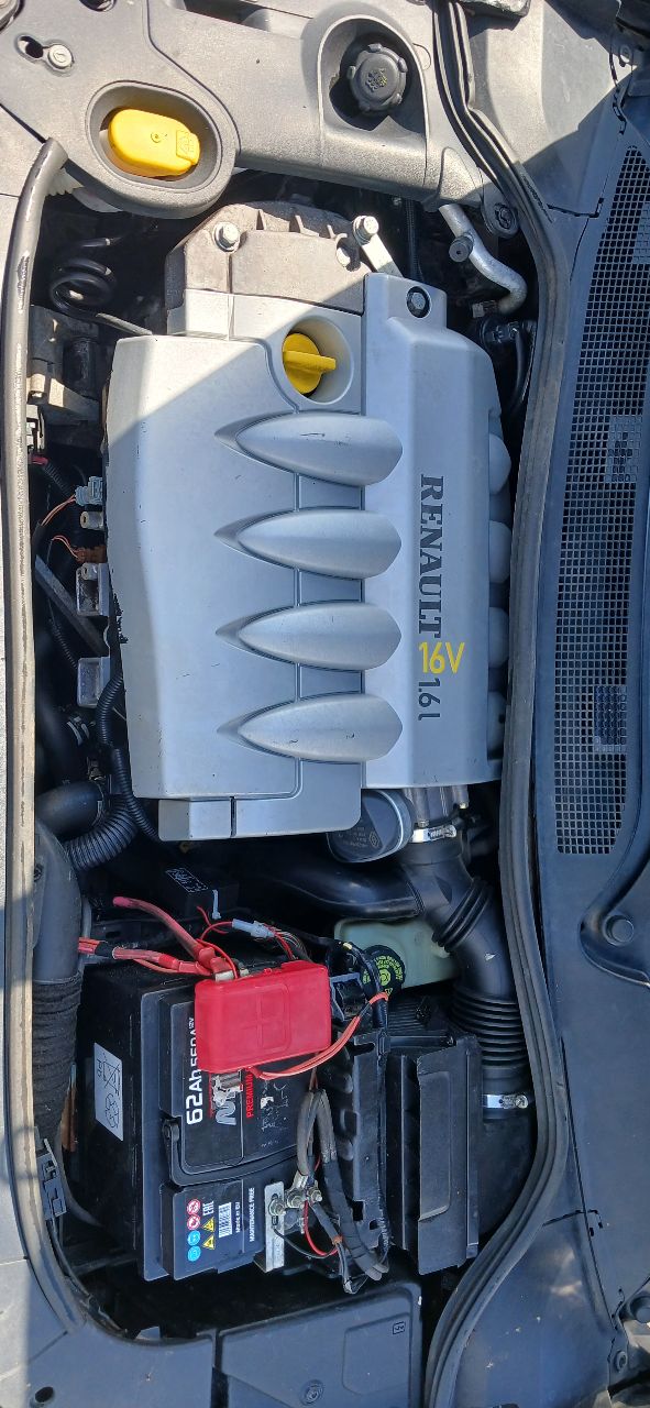 Renault Megane - фото 7