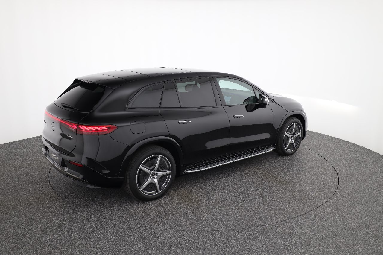 Mercedes-Benz EQS SUV - фото 8