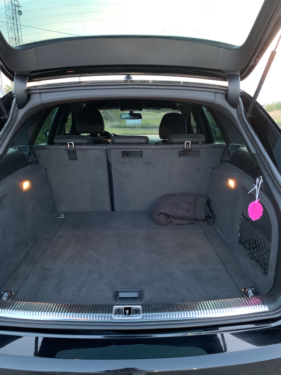 Audi A4 - фото 15