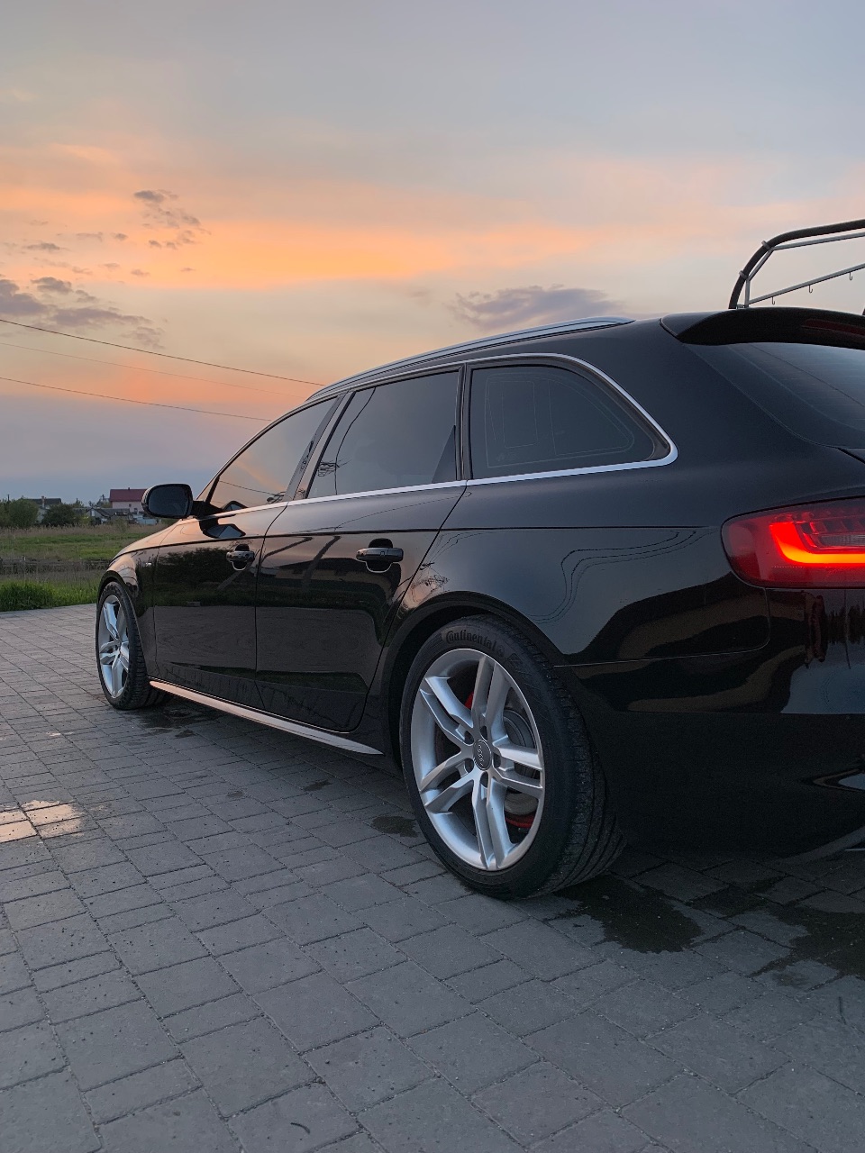 Audi A4 - фото 3