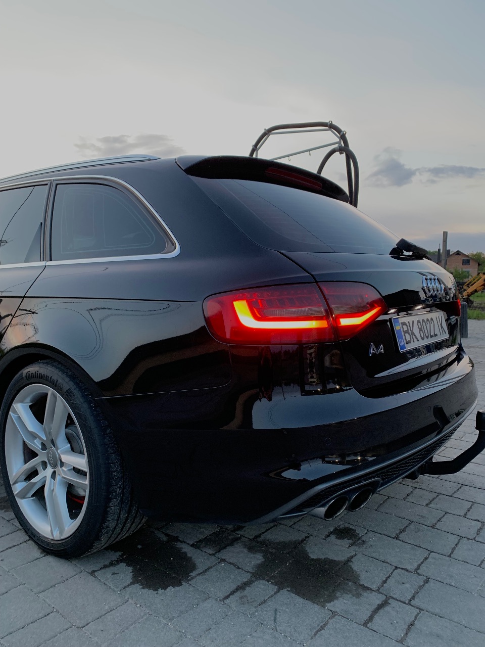 Audi A4 - фото 14