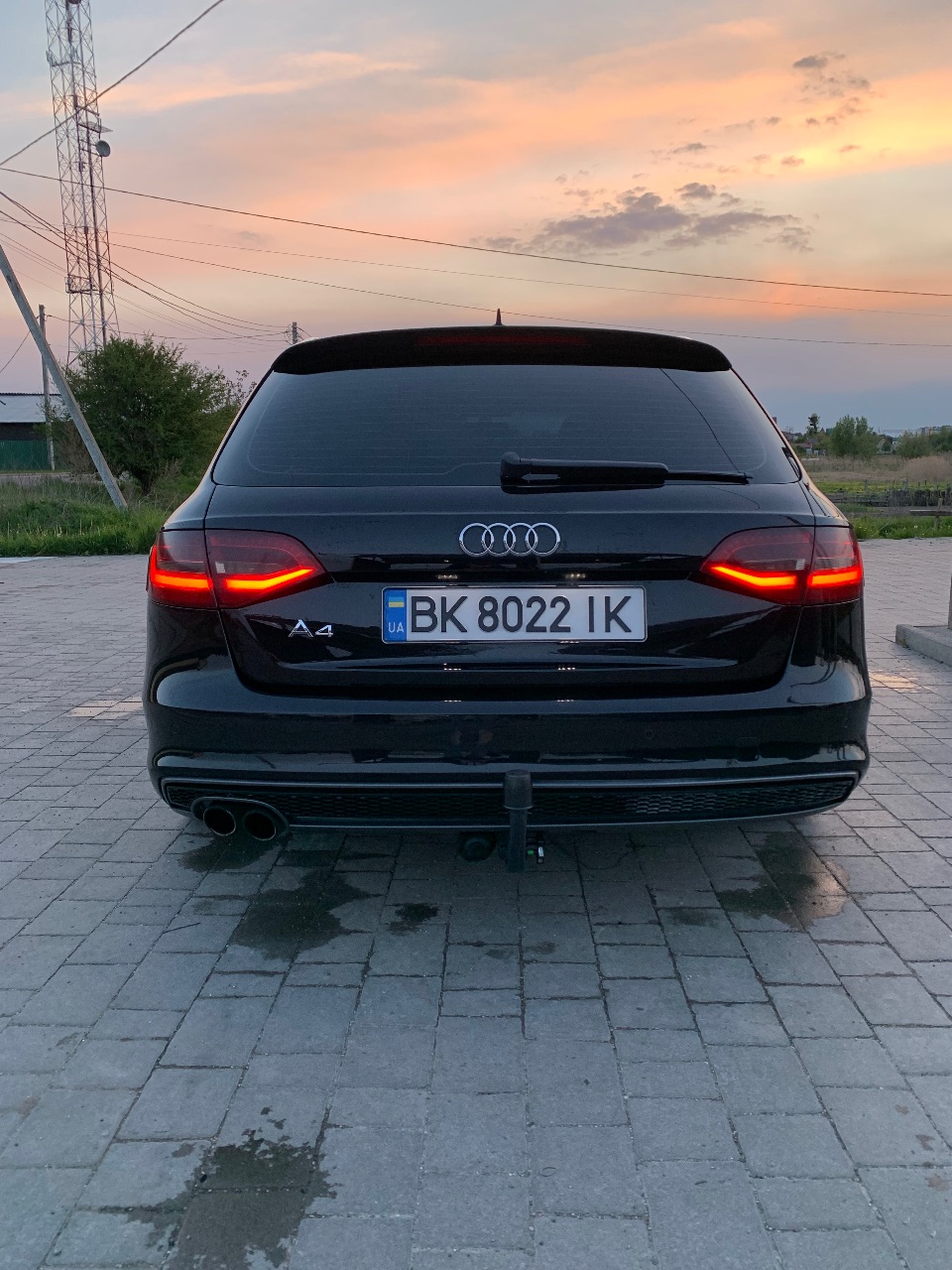 Audi A4 - фото 4