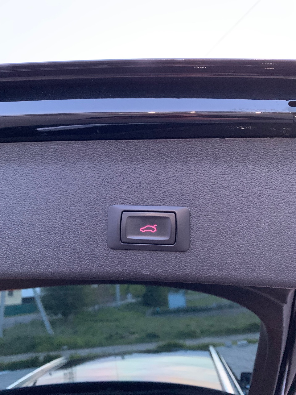 Audi A4 - фото 16