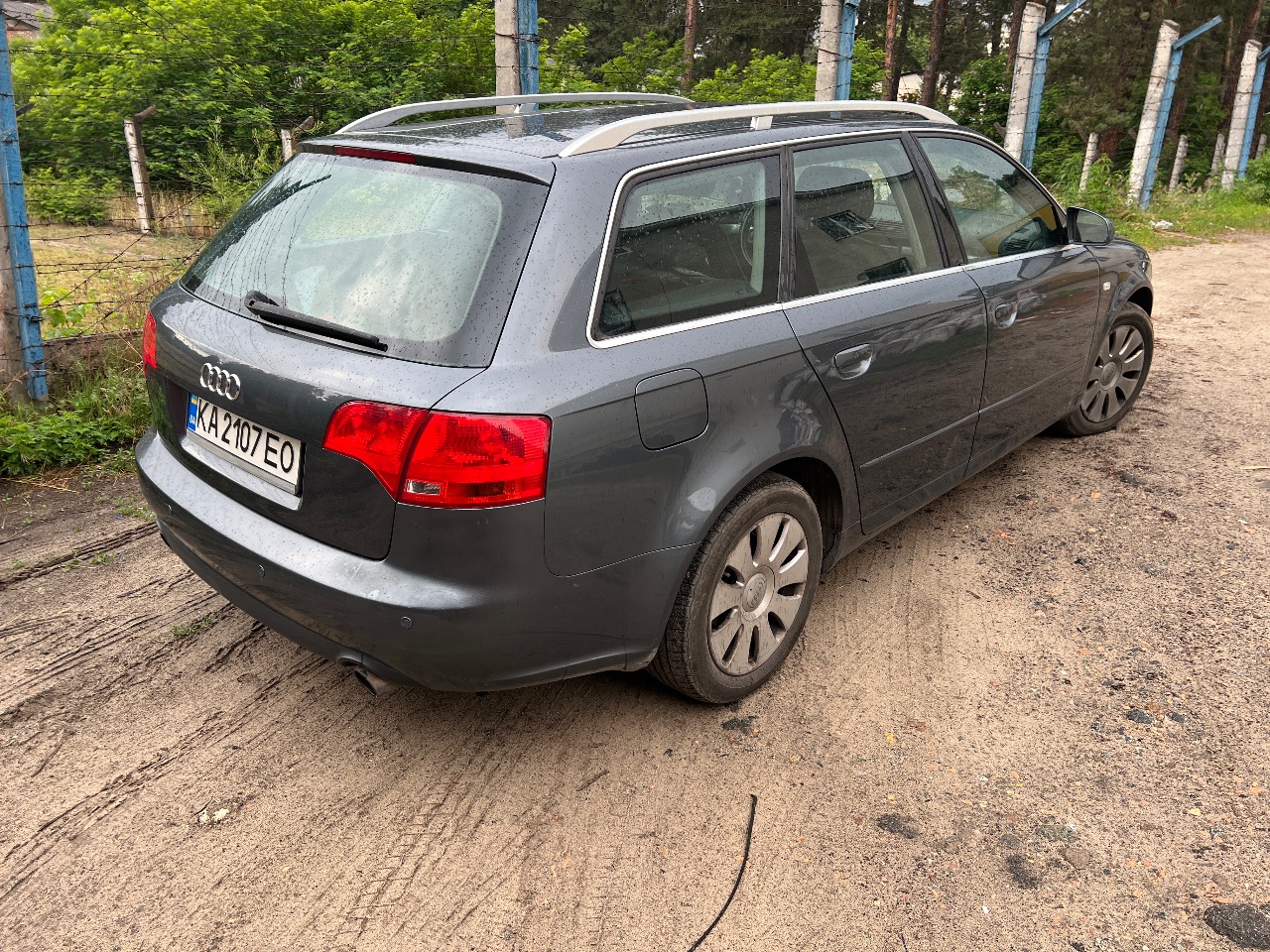 Audi A4 - фото 4