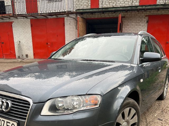 Audi A4 - зображення 1