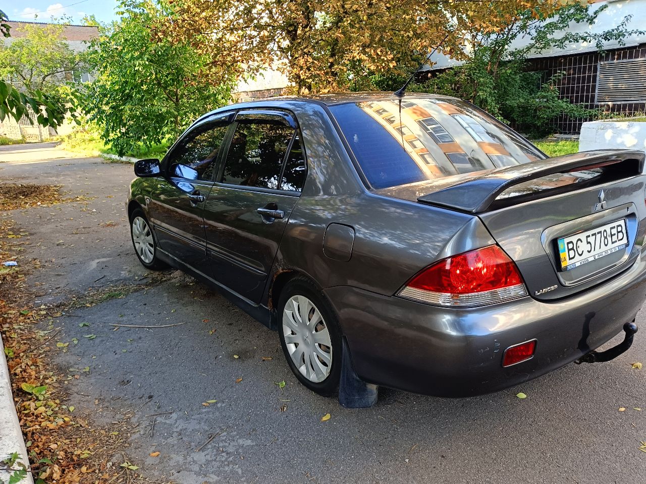 Mitsubishi Lancer - фото 2