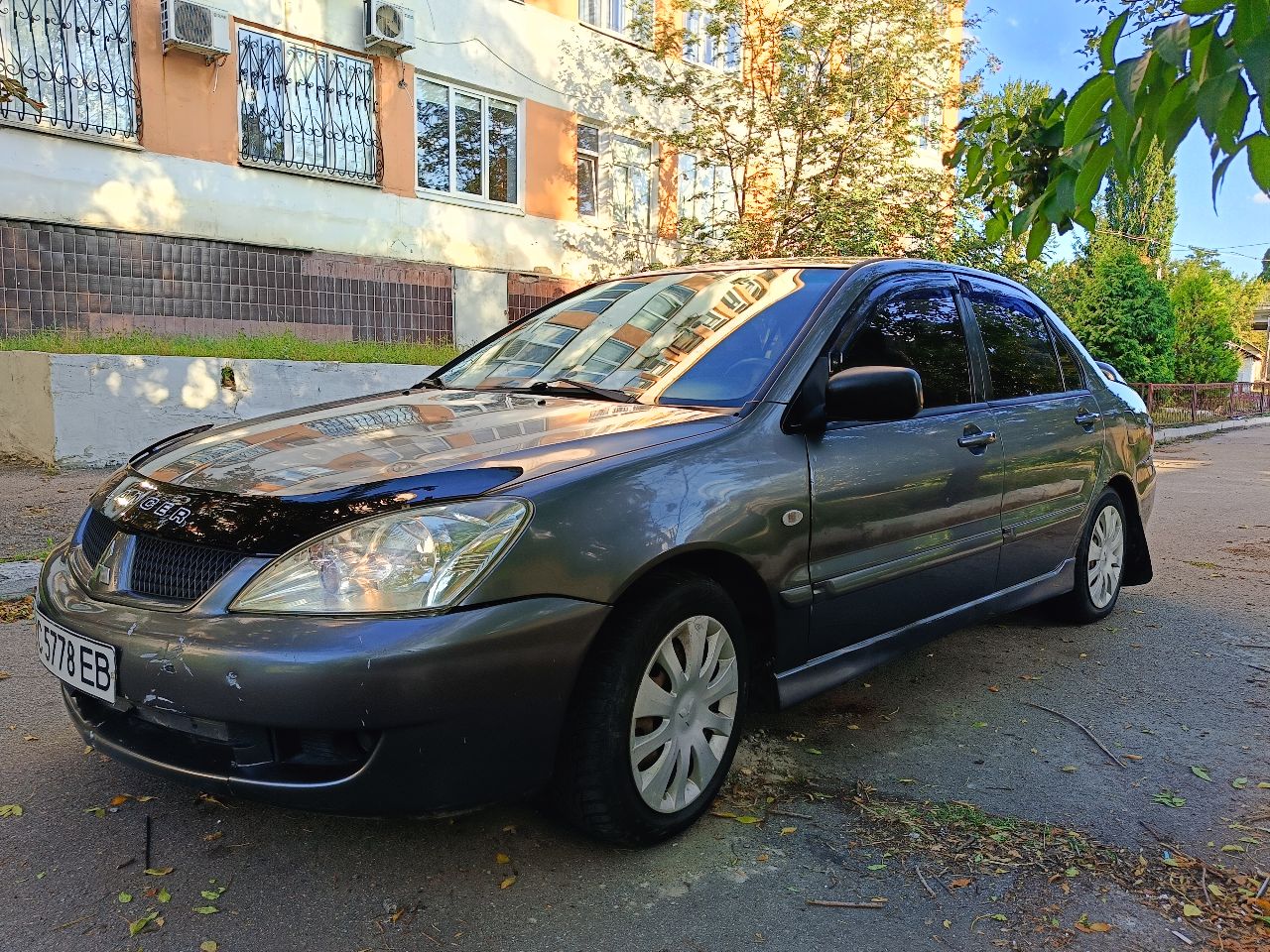Mitsubishi Lancer - фото 1