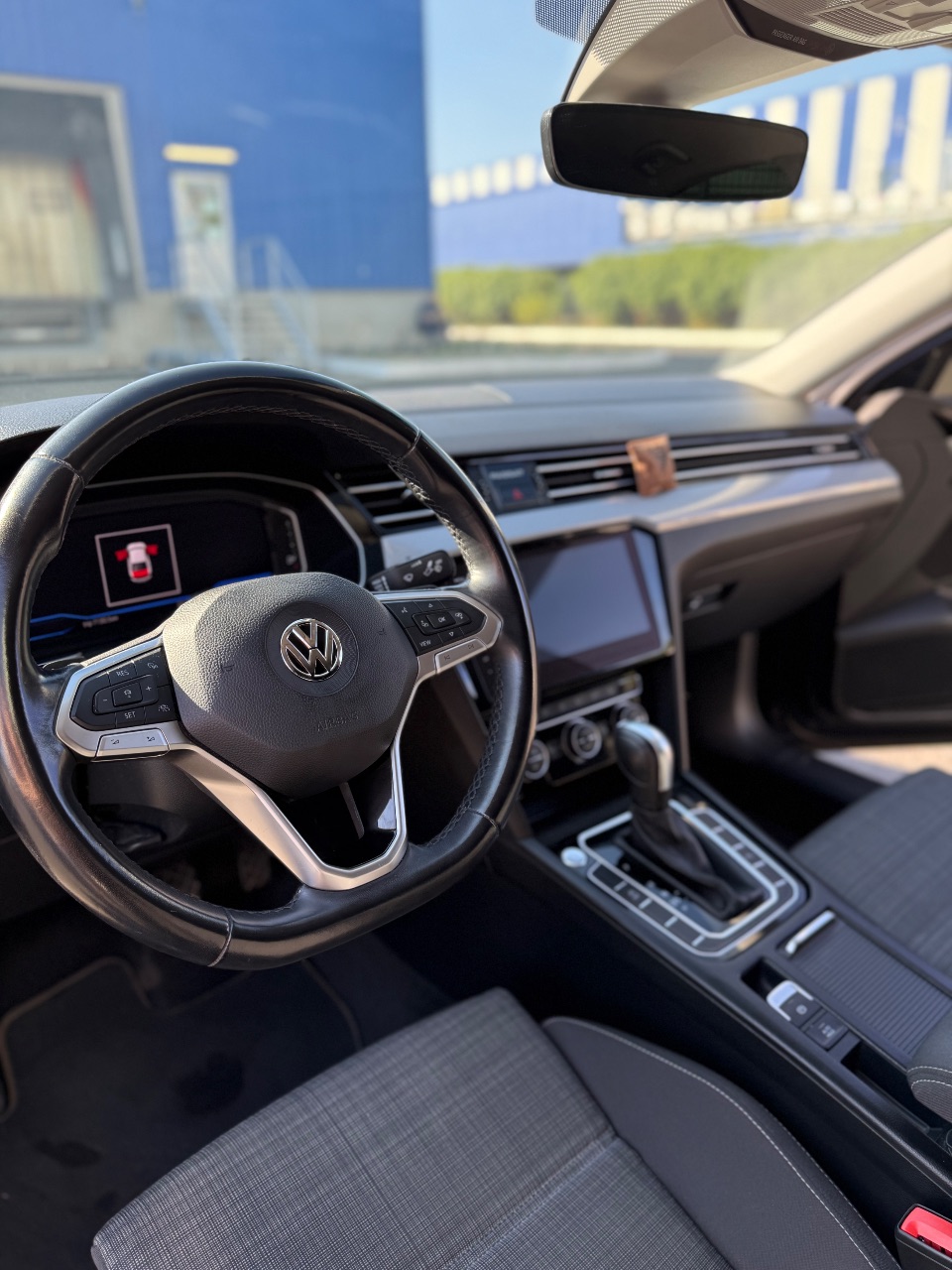 Volkswagen Passat - фото 23