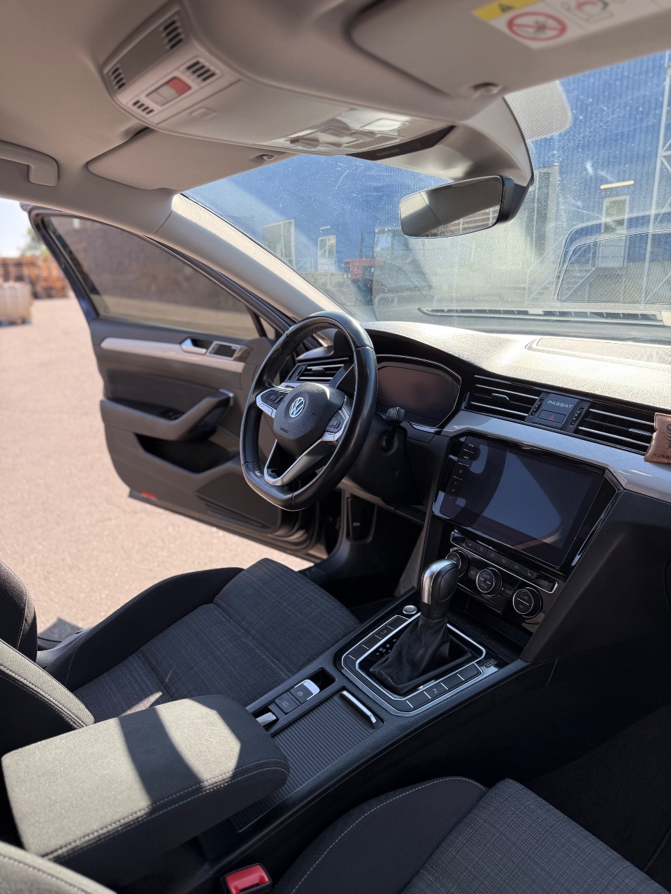 Volkswagen Passat - фото 27