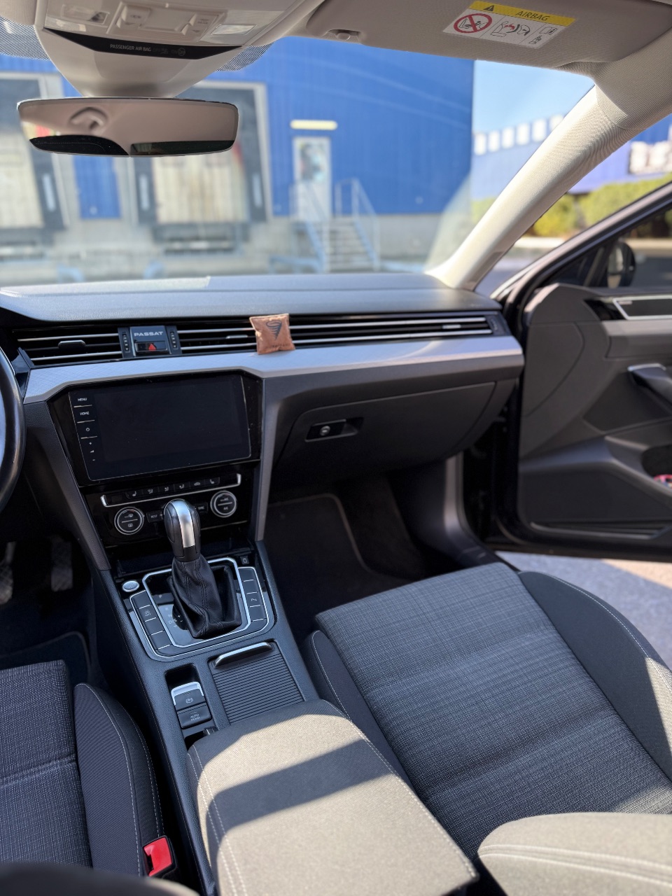 Volkswagen Passat - фото 22