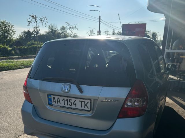 Honda Jazz - фото 3