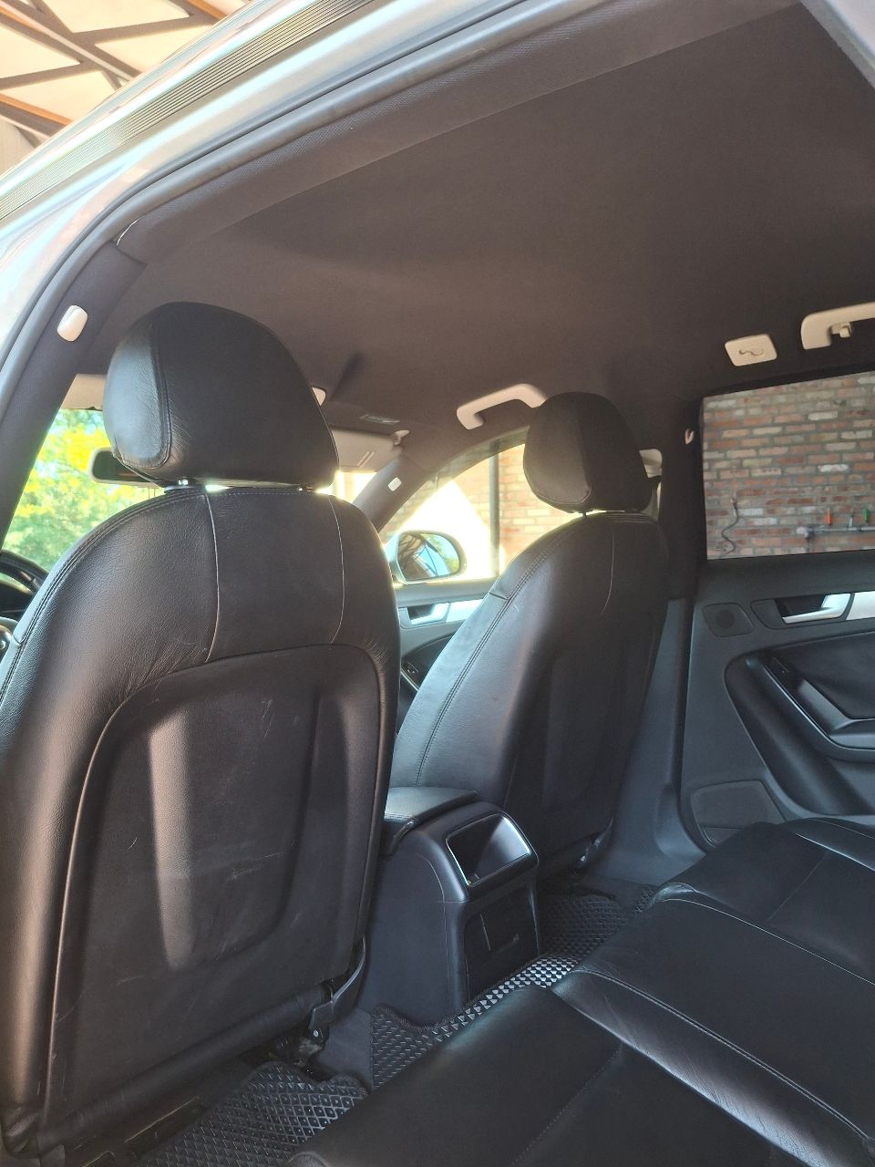 Audi A4 - фото 12