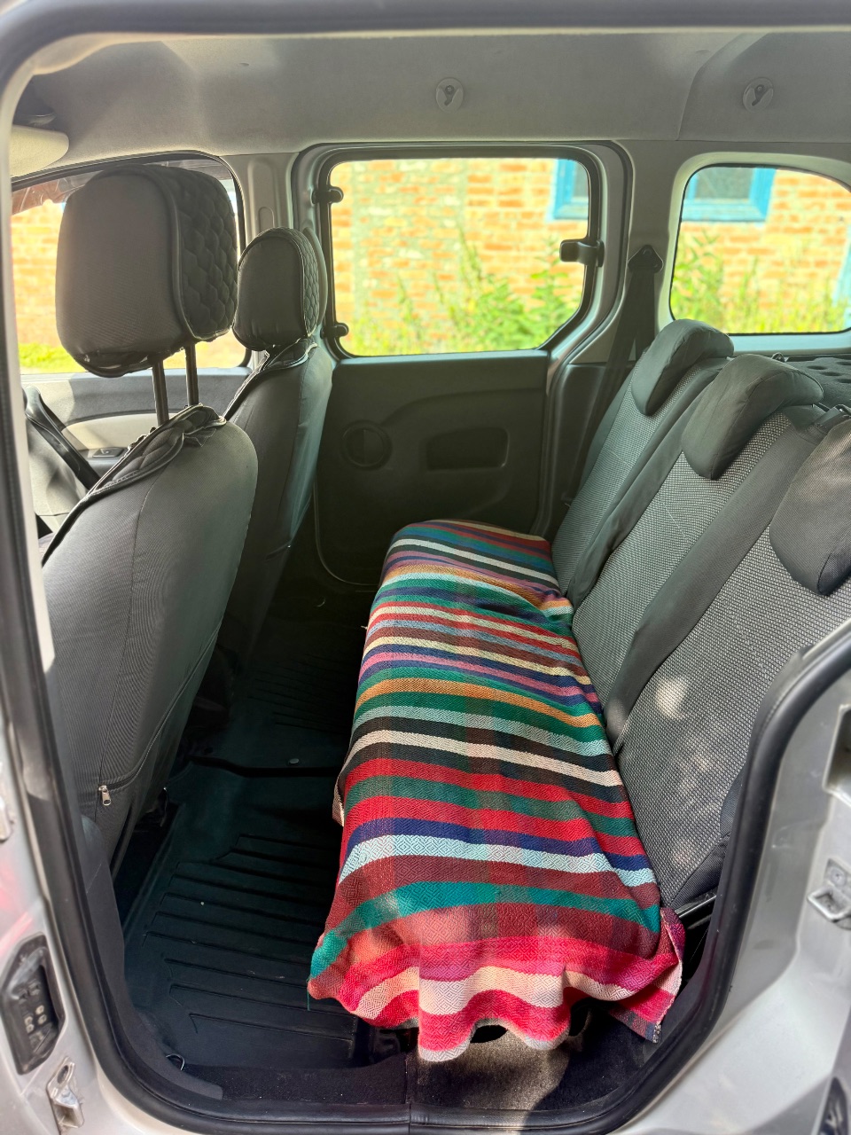 Renault Kangoo - фото 11