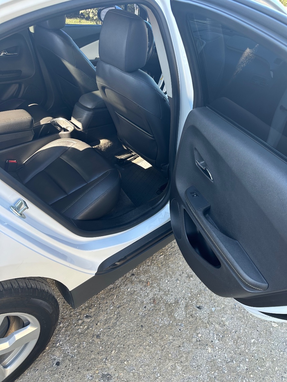 Chevrolet Volt - фото 24