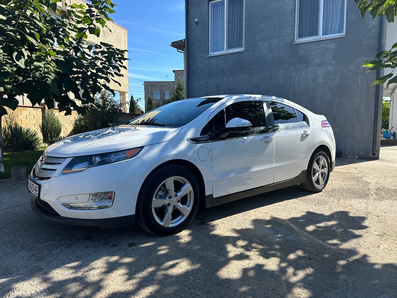 Chevrolet Volt - фото 36
