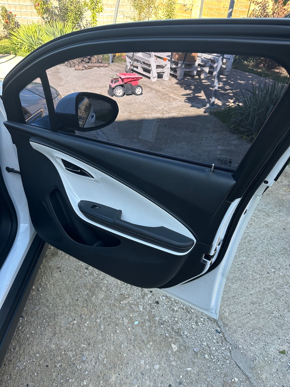 Chevrolet Volt - фото 23