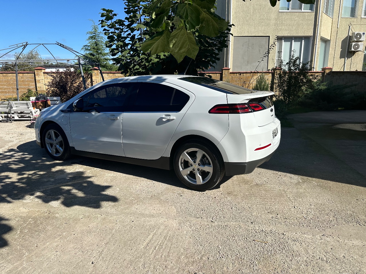 Chevrolet Volt - фото 8
