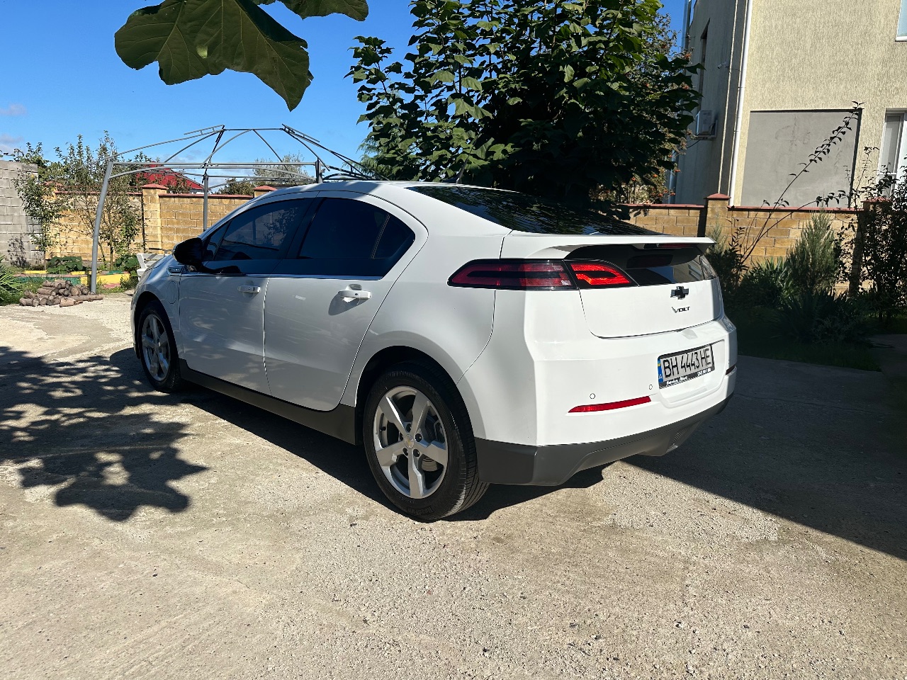 Chevrolet Volt - фото 35