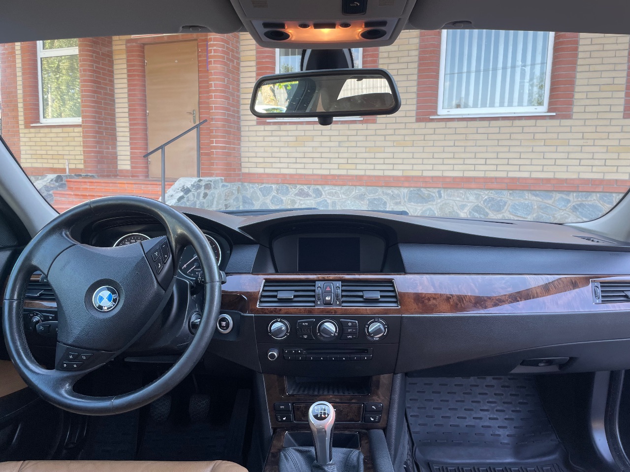 BMW 5 серії - фото 20