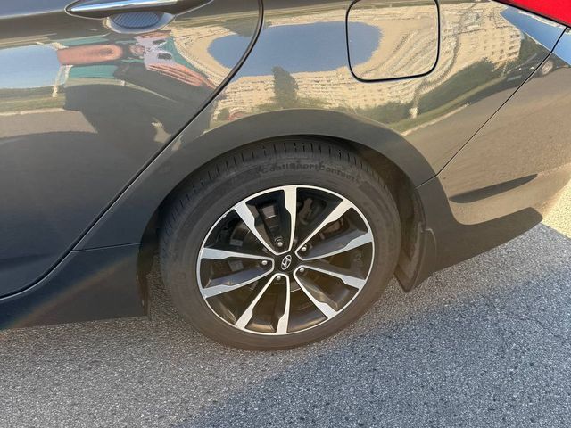 Hyundai i40 - фото 4