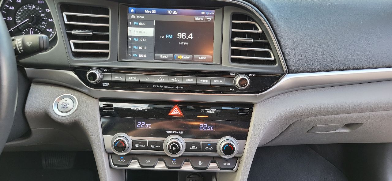 Hyundai Elantra - фото 19