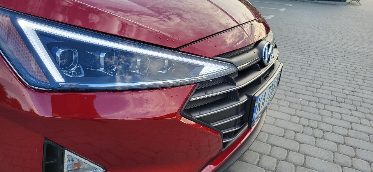 Hyundai Elantra - фото 13