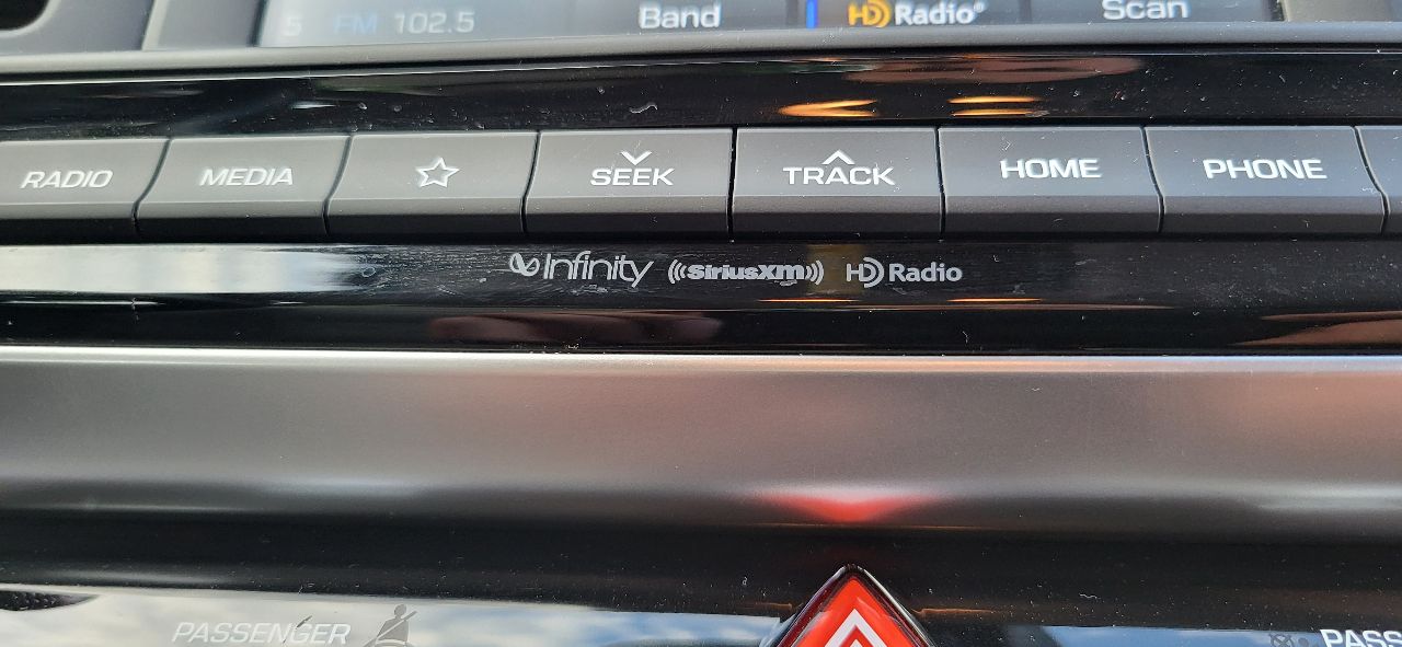 Hyundai Elantra - фото 8