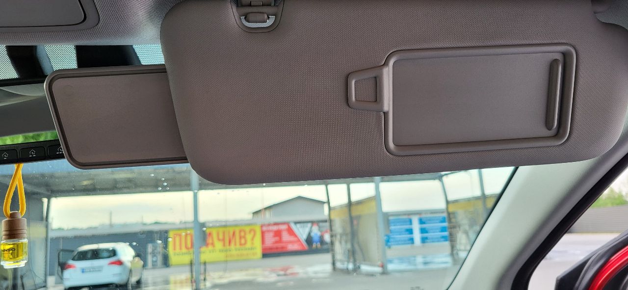 Hyundai Elantra - фото 11