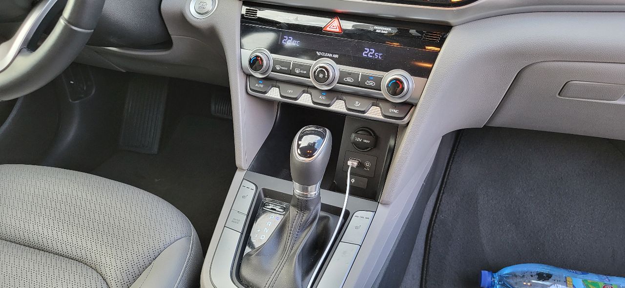 Hyundai Elantra - фото 20