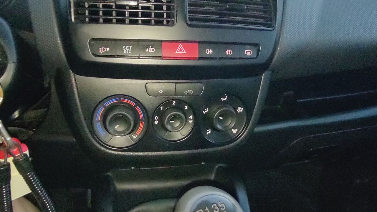Fiat Doblo - фото 17