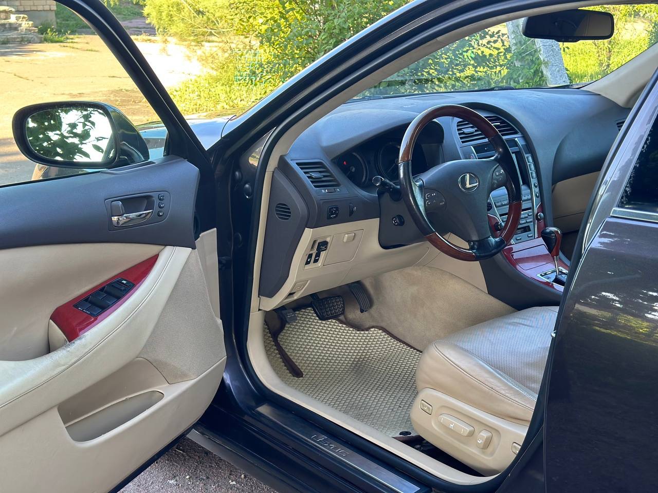 Lexus ES - фото 7