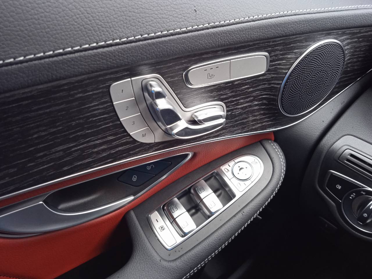 Mercedes-Benz GLC - фото 31