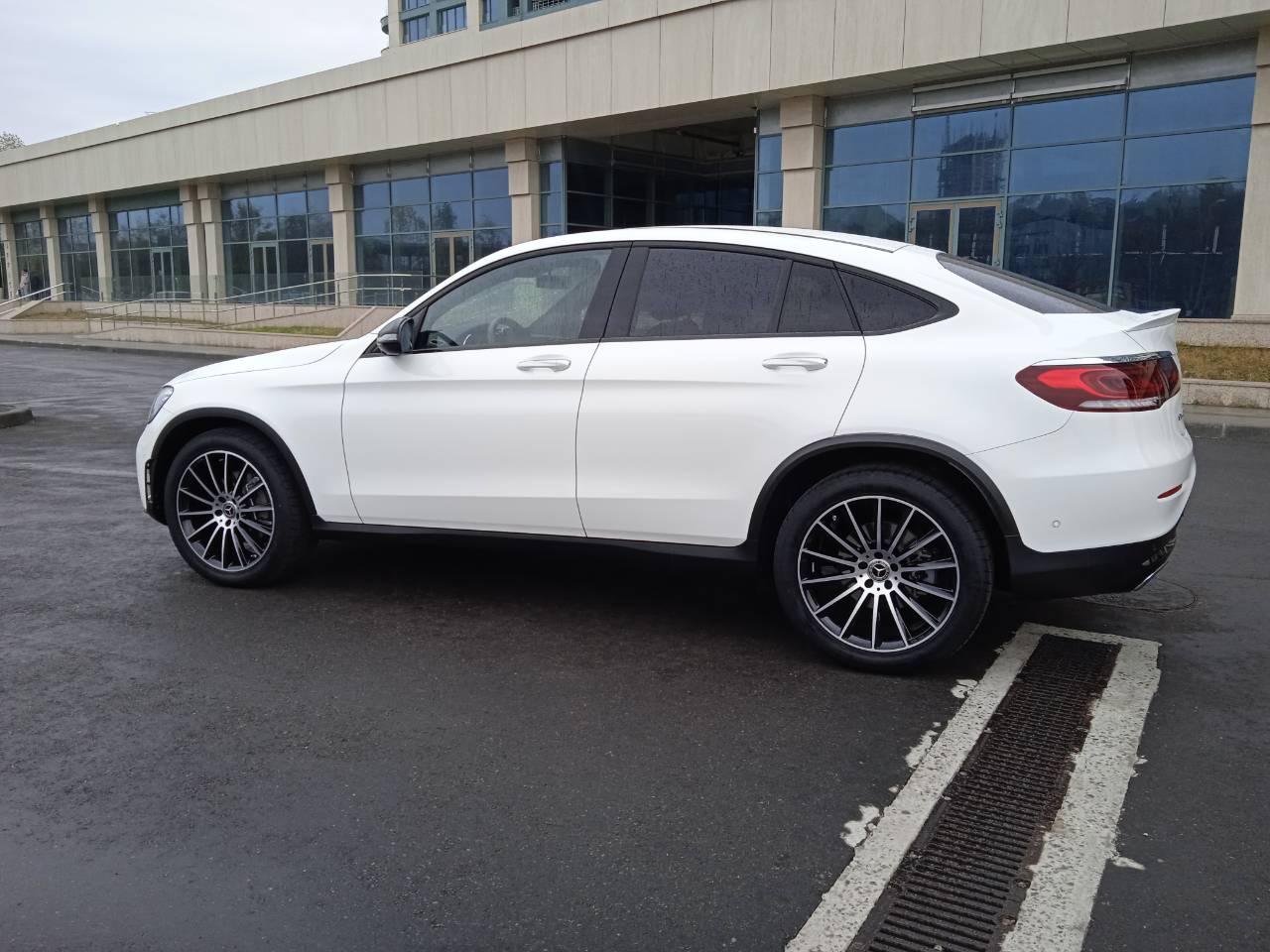 Mercedes-Benz GLC - фото 1