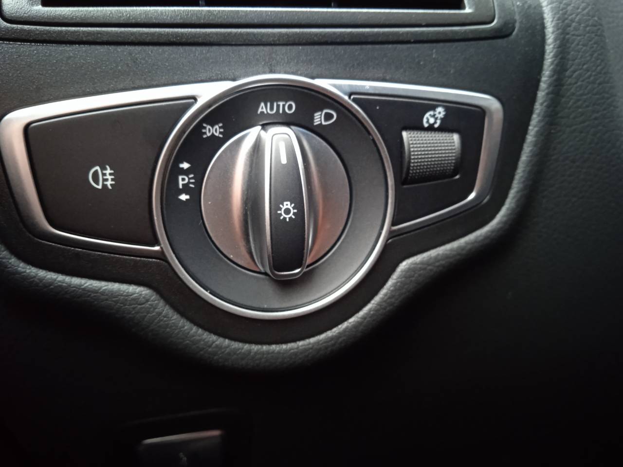 Mercedes-Benz GLC - фото 32