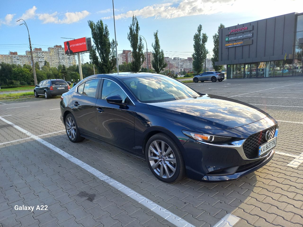 Mazda 3 - фото 1