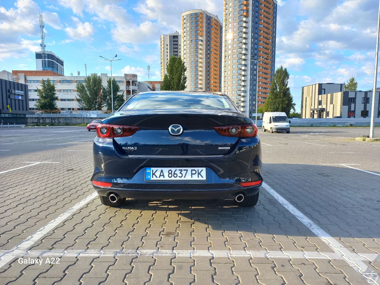 Mazda 3 - фото 4